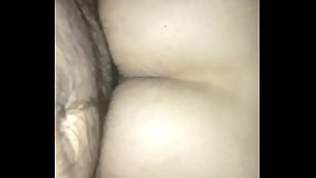 Le entra toda la pija