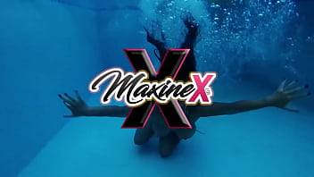 Asians fuk mi & jasmine performing lesbian ass to ass scene