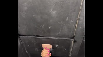 Parte 2 muita putaria na casa de belinha deu no pêlo levou gozada na boca e na buceta e fez o corno limpar a porra com a língua