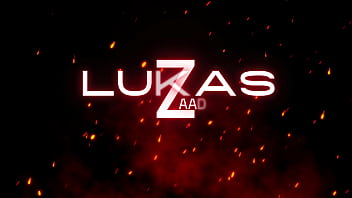 Gozando na bunda da morena no banho