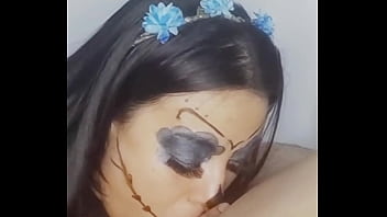 Esto es halloween mamada y garganta profunda corridas de semen para ella