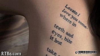 Upside down babe gives oral job