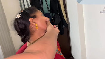 Latina culona de coño cremoso