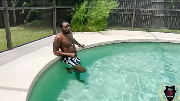 Pawg avalon mira's ass bounce when rome fucks by the poolside