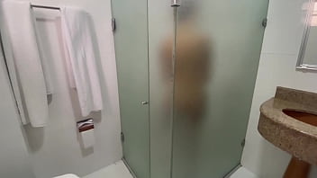 Olha o que a pernocas aprontou no hostel em sp Olha o que a pernocas aprontou no hostel em sp