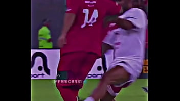 Arrasca fudendo o corneteiro gostoso