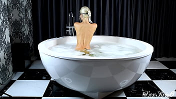 Big Bubble Bath Busty Tattooed Supermodel Sucking And Fucking Doggystyle Sex Cum In Mouth Cum Kissing Couple thumbnail