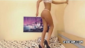 Babe Norway Kinky Dildoing Butt thumbnail