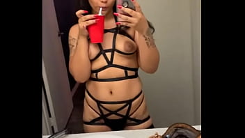 Whoever wants to get smacked in mario kart can add my friend code ️sw 3488 3956 2583