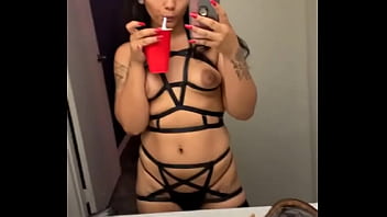 Whoever wants to get smacked in mario kart can add my friend code ️sw 3488 3956 2583