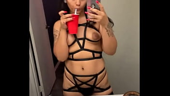 Whoever wants to get smacked in mario kart can add my friend code ️sw 3488 3956 2583