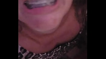 Deixei Um Desconhecido Pega Na Minha Buceta Enquanto Minha Amiga Transava No Pelo No Glory Hole thumbnail