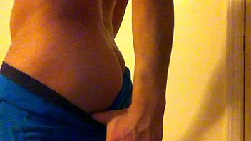 18yo Young Petite Gay Boy Web Cam thumbnail