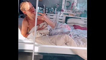 Coucou toin'oublies pas que je suis la milf la plus sal ope