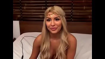 Camgirls big tits shaking