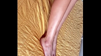 Do You Like Her Feet thumbnail