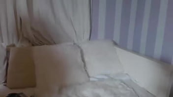 It's maxine x masturbating by using huge dildo & fast vibrator