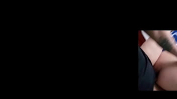 Viendo porno de dragon ball para que se caliente mi m