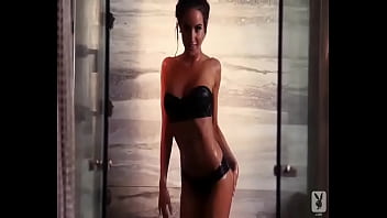 Italian actress dances in a short skirt and shows her panties Italian actress dances in a short skirt and shows her panties