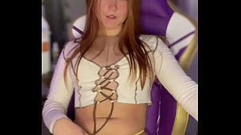 Ela gosta de se exibir desde novinha