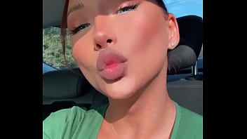 Look soon bby #trans #tgirl #loyalfans #myclub #boobs #tits #cleveage #blueyes #dress #green #makeup