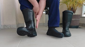 Colocando Minha Bota De Trabalho Mlv03 thumbnail