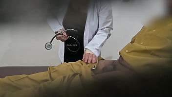 Lorry driver dick jerked in clinic