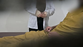 Lorry driver dick jerked in clinic