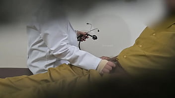 Lorry driver dick jerked in clinic