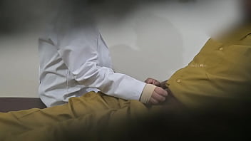 Lorry driver dick jerked in clinic