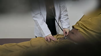 Lorry driver dick jerked in clinic