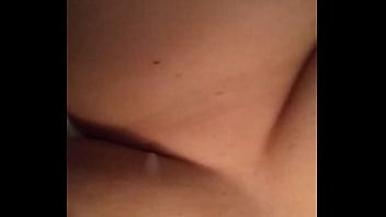 él primo de mi esposo sé viene en mis tetas él primo de mi esposo sé viene en mis tetas
