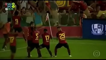 Botando na galeguinha