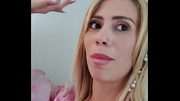 Je vais donc lui offre sa "première fois" avec moi