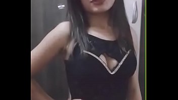 Isah moraes dancando mc wm e os cretinos treme treme