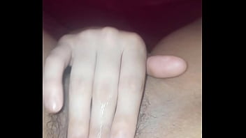 Hermoso Toto De Latina Se Viene Rico Desando Una Lamida De Lengua thumbnail