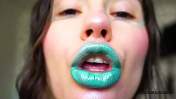 Sensual glossy minty kiss