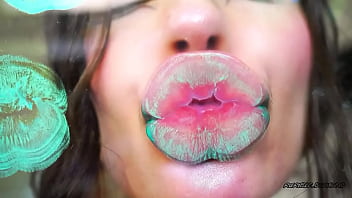 Sensual glossy minty kiss