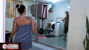 Agatha mama a inquilina milf tarada part 2 ação grátis