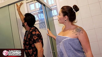 Agatha mama a inquilina milf tarada part 2 ação grátis