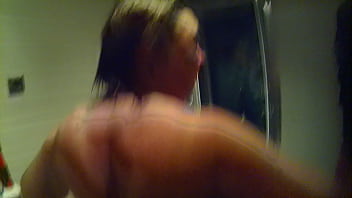 Que Du Bonheur Sortie De Piscine thumbnail