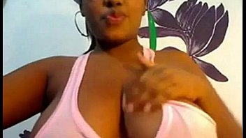 Ebony Bbw Shows Her Big Tits On Camnegrofloripa Sexy Ebony Free Live Ebony Cam thumbnail