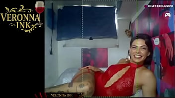 Red lingerie & shoe secrets for a devoted foot lover – veronna ink