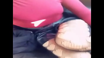 Penny lob 3 mostrando su trabajo y su cuerpo