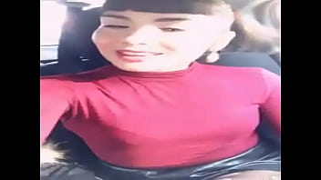 Penny lob 3 mostrando su trabajo y su cuerpo