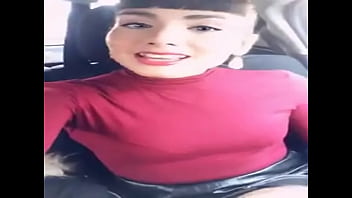 Penny lob 3 mostrando su trabajo y su cuerpo