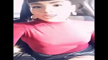 Penny lob 3 mostrando su trabajo y su cuerpo