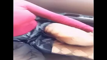 Penny lob 3 mostrando su trabajo y su cuerpo