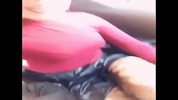 Penny lob 3 mostrando su trabajo y su cuerpo