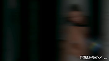 Venera maxima gets her pussy creamed